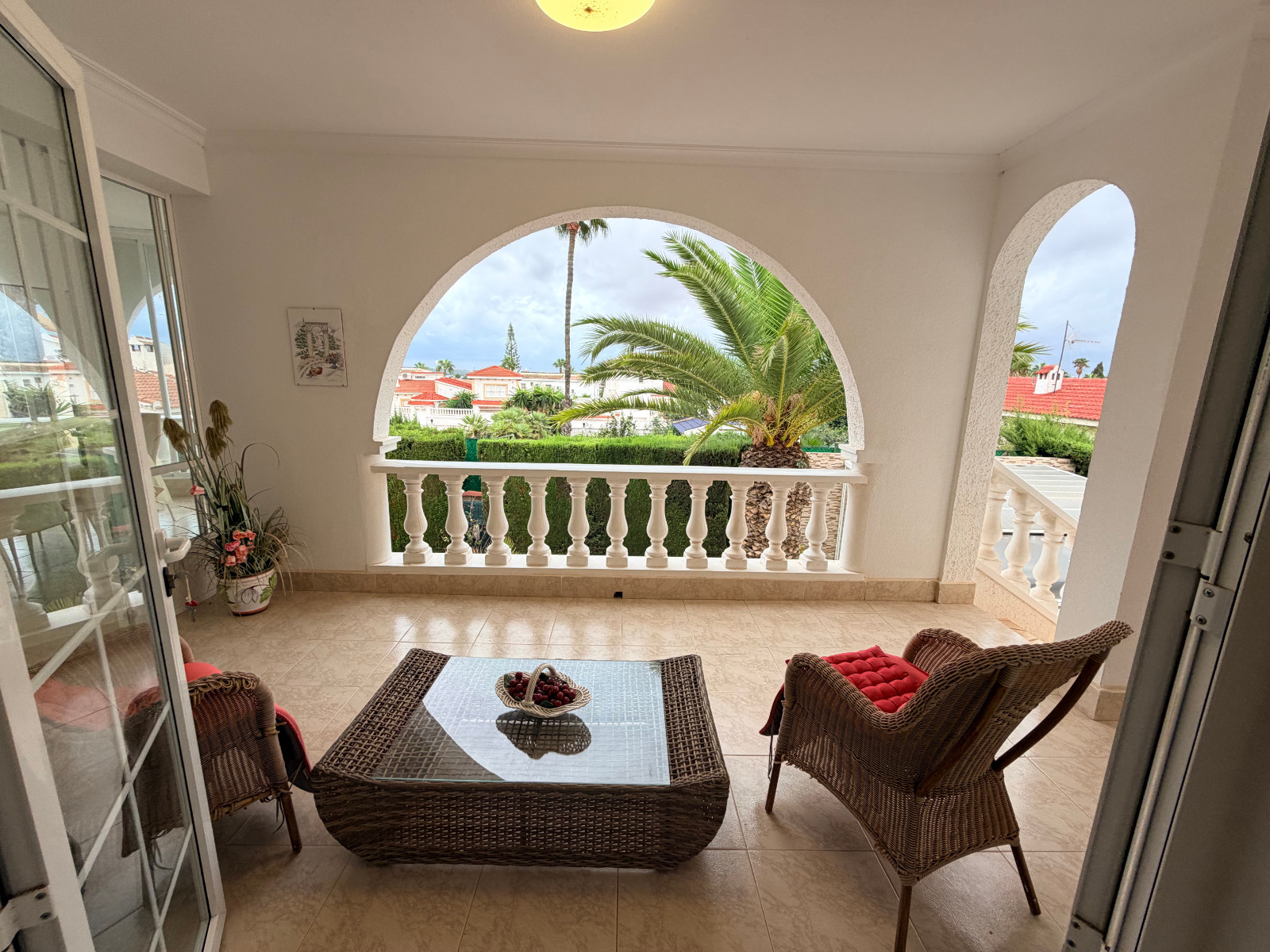 Resale - 5 Bedroom 3 Bathroom Villa in Ciudad Quesada - Ciudad Quesada  - Alicante