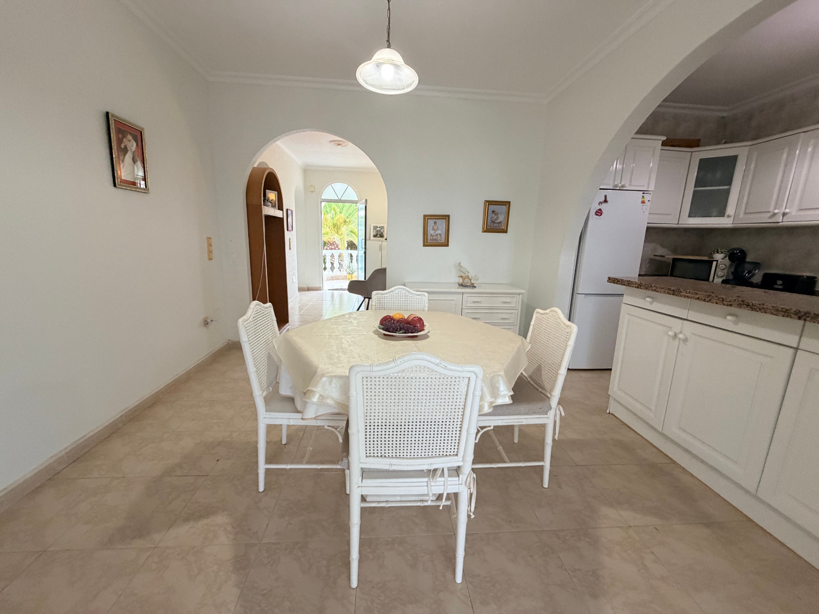 Resale - 5 Bedroom 3 Bathroom Villa in Ciudad Quesada - Ciudad Quesada  - Alicante