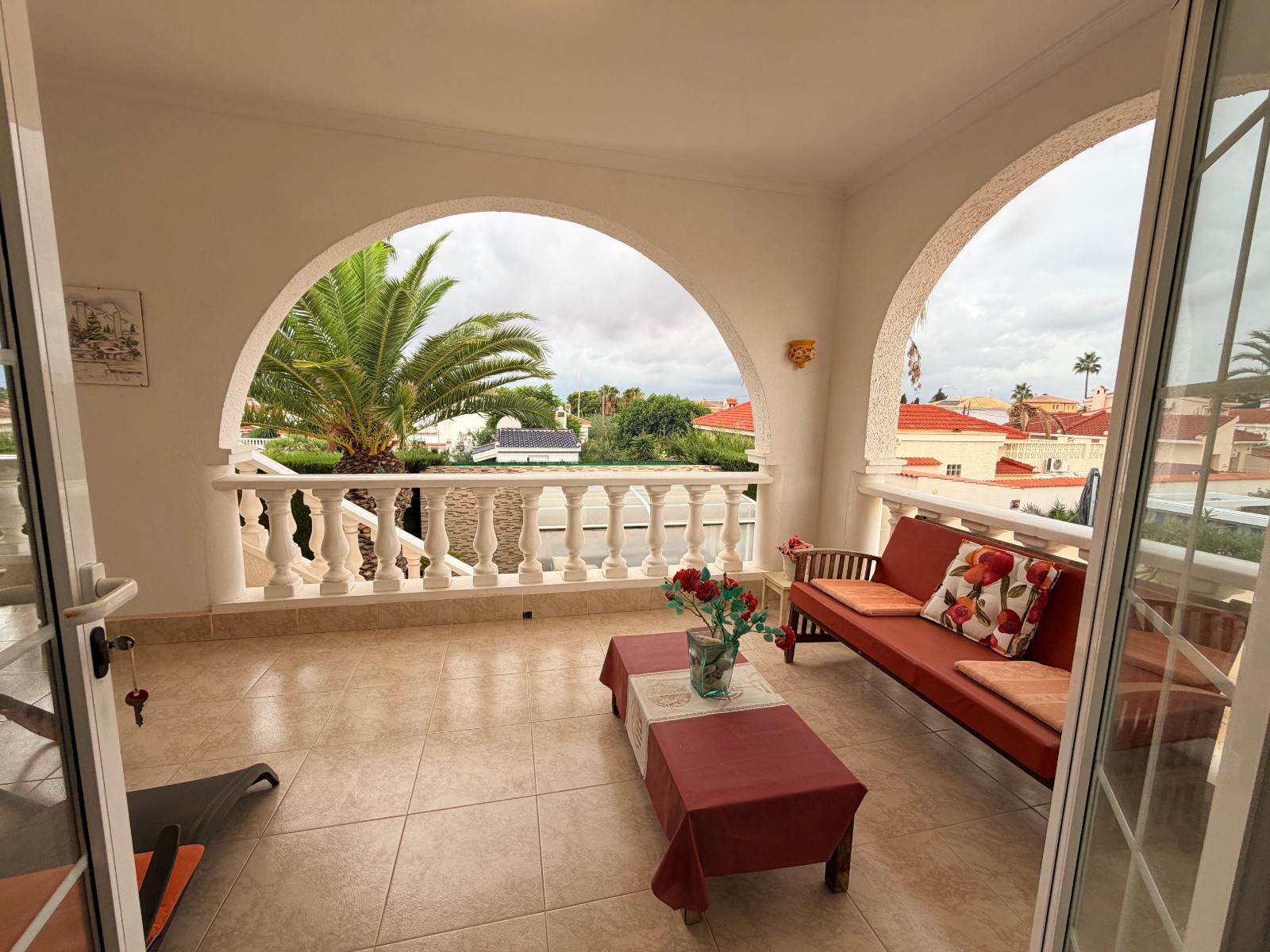Resale - 5 Bedroom 3 Bathroom Villa in Ciudad Quesada - Ciudad Quesada  - Alicante