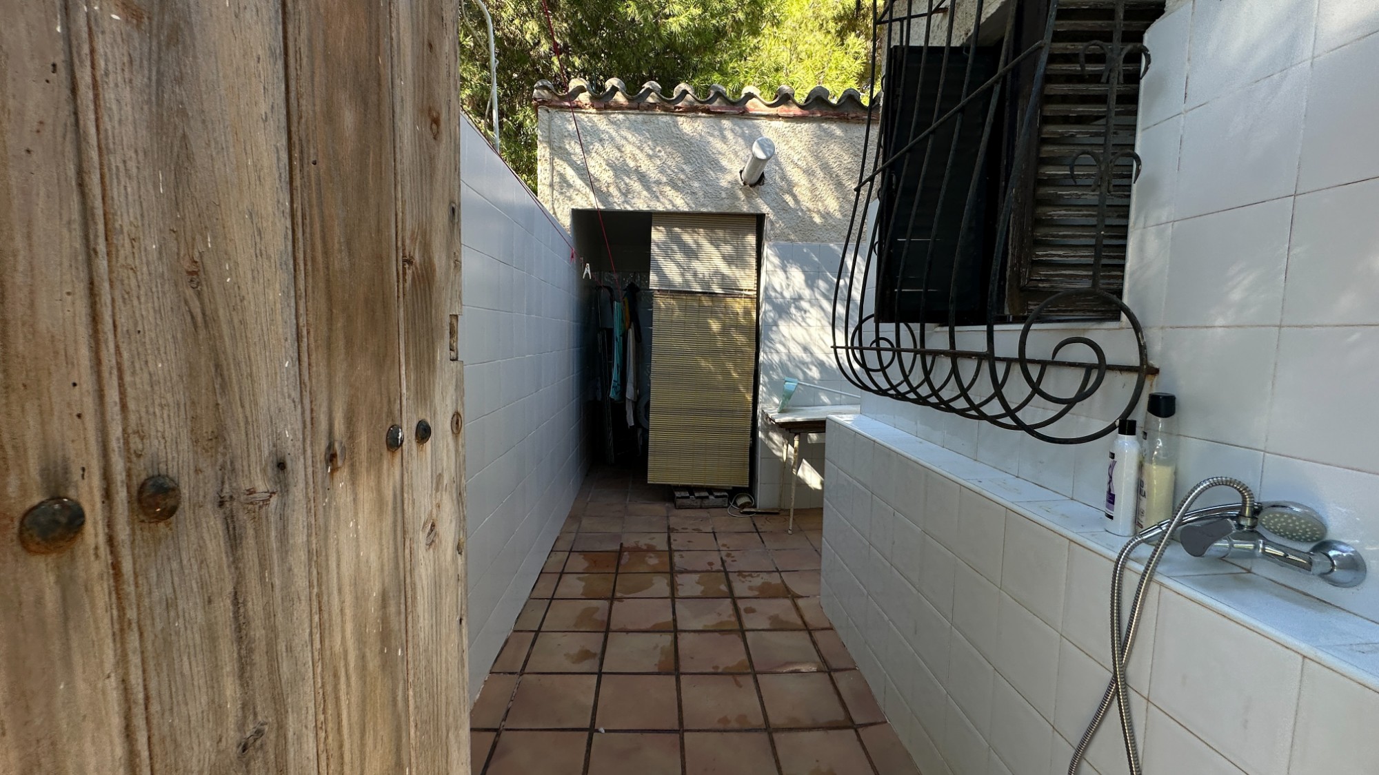 Resale - 4 Bedroom 2 Bathroom Villa in Orihuela Costa - Punta Prima  - Alicante