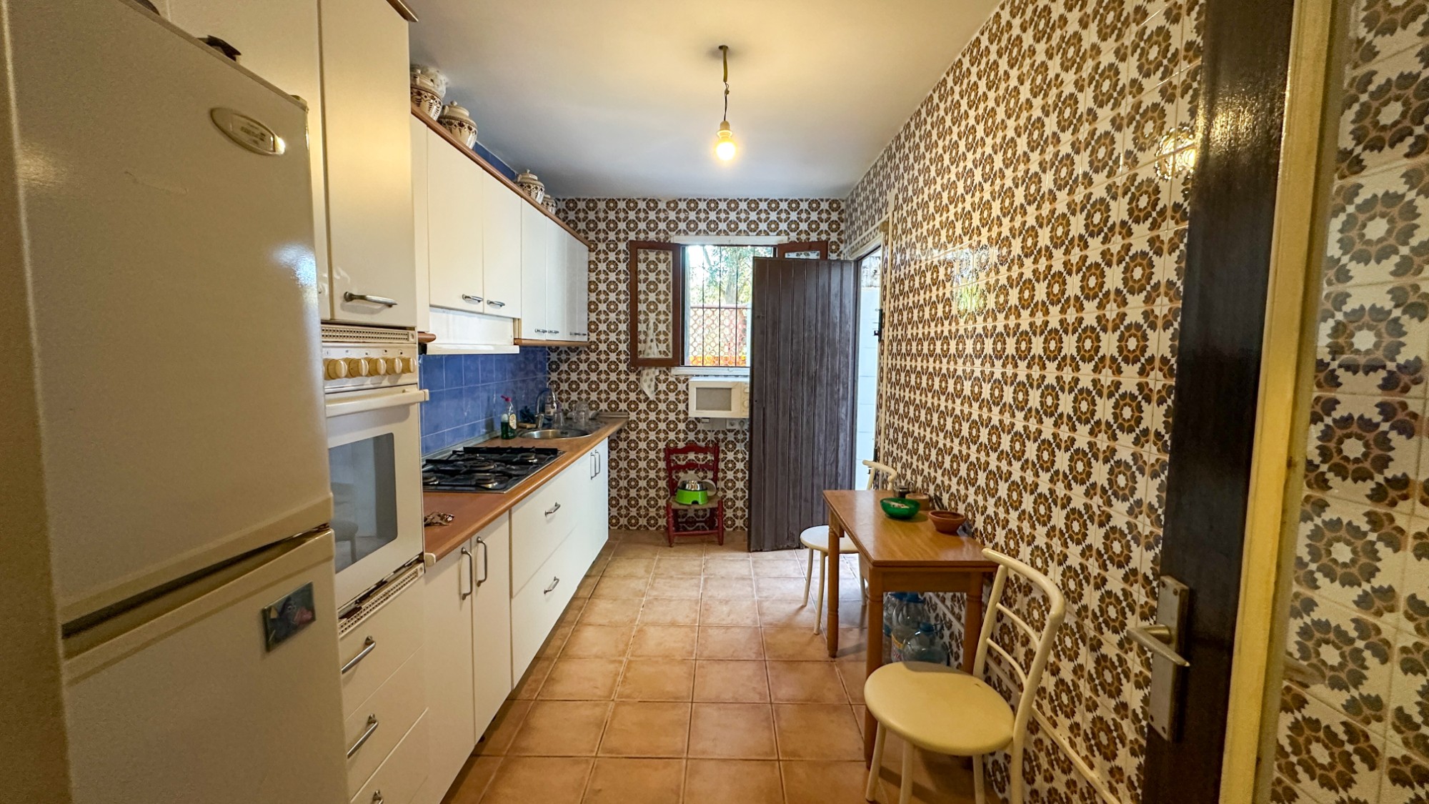 Resale - 4 Bedroom 2 Bathroom Villa in Orihuela Costa - Punta Prima  - Alicante