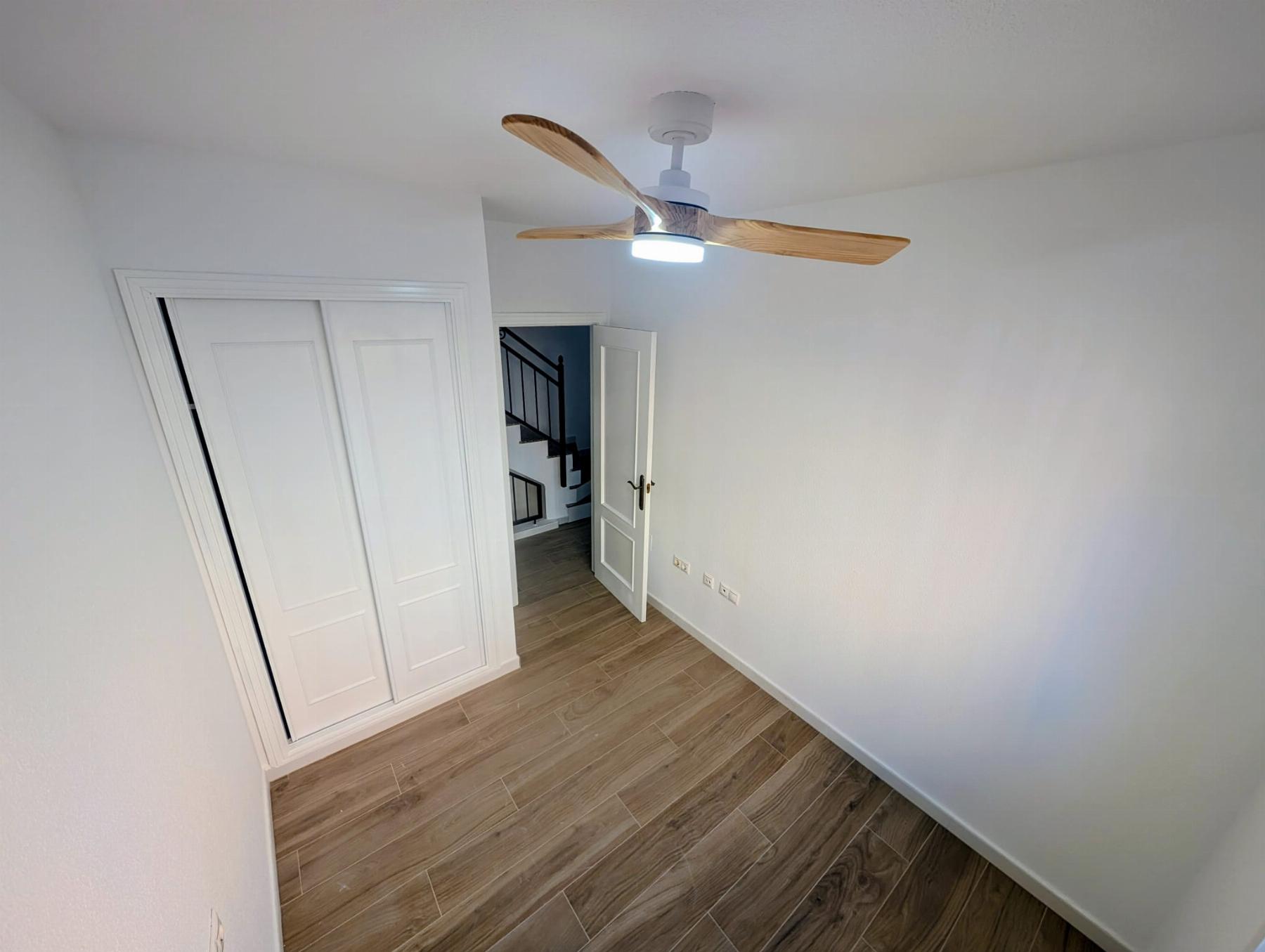 Resale - 3 Bedroom 2 Bathroom Chalet in Orihuela Costa - Dream Hills  - Alicante