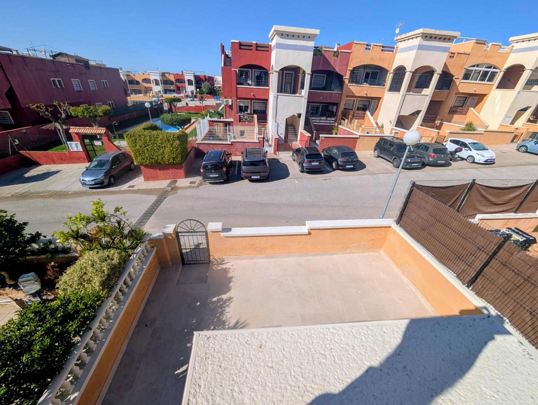 Resale - 3 Bedroom 2 Bathroom Chalet in Orihuela Costa - Dream Hills  - Alicante