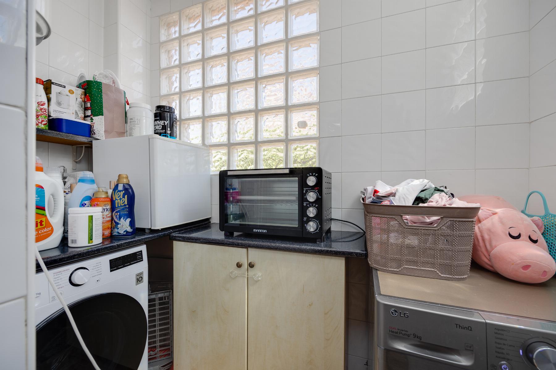 Resale - 3 Bedroom 2 Bathroom Chalet in San Fulgencio - LA MARINA  - Alicante