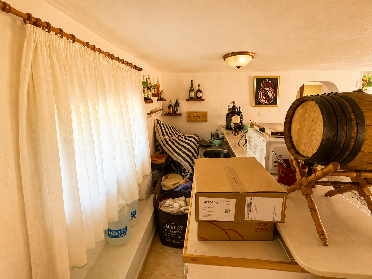 Resale - 5 Bedroom 2 Bathroom Villa in Torrevieja - La Siesta  - Alicante
