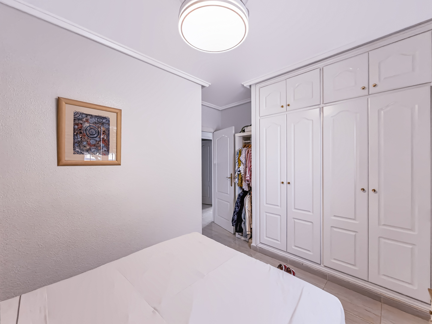 Resale - Exclusive 2 Bed 2 Bath corner plot Townhouse with a large garden and roof terrace with community pool in Ciudad Quesada - calle Onda - Alicante