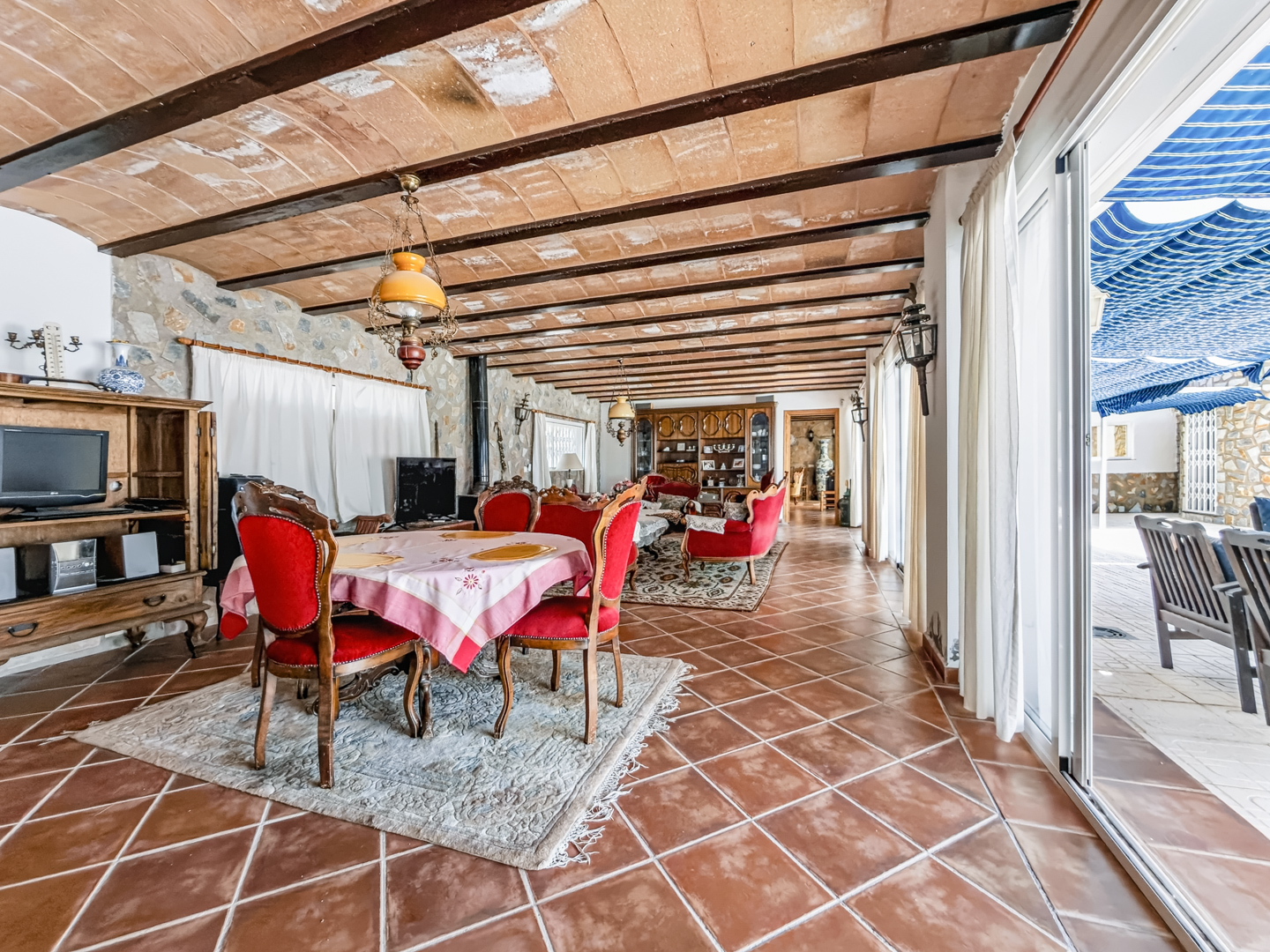 Resale - 6 Bed 4 Bath Villa with Pool and Large Plot with multiple garages in Fortuna  - calle baños 3 - Murcia