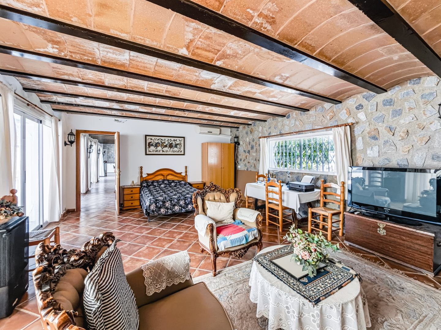 Resale - 6 Bed 4 Bath Villa with Pool and Large Plot with multiple garages in Fortuna  - calle baños 3 - Murcia