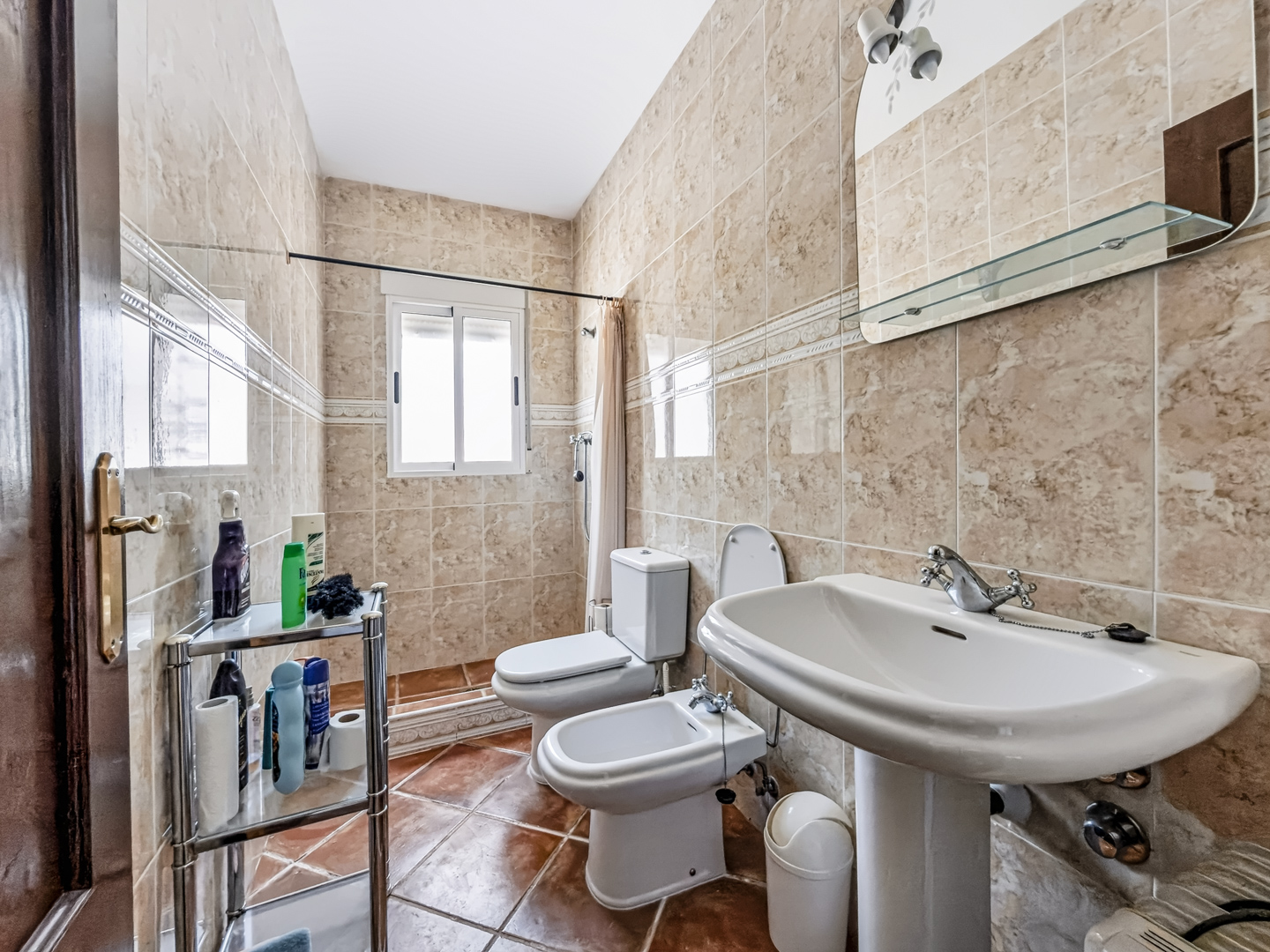 Resale - 6 Bed 4 Bath Villa with Pool and Large Plot with multiple garages in Fortuna  - calle baños 3 - Murcia