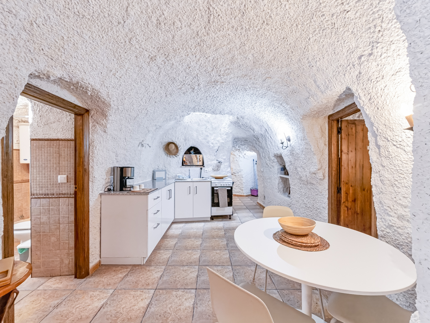 Resale - 6 bedroom 4 bathroom villa and cave house for sale in Las Casicas, Fortuna - paraje de las casicas - Murcia