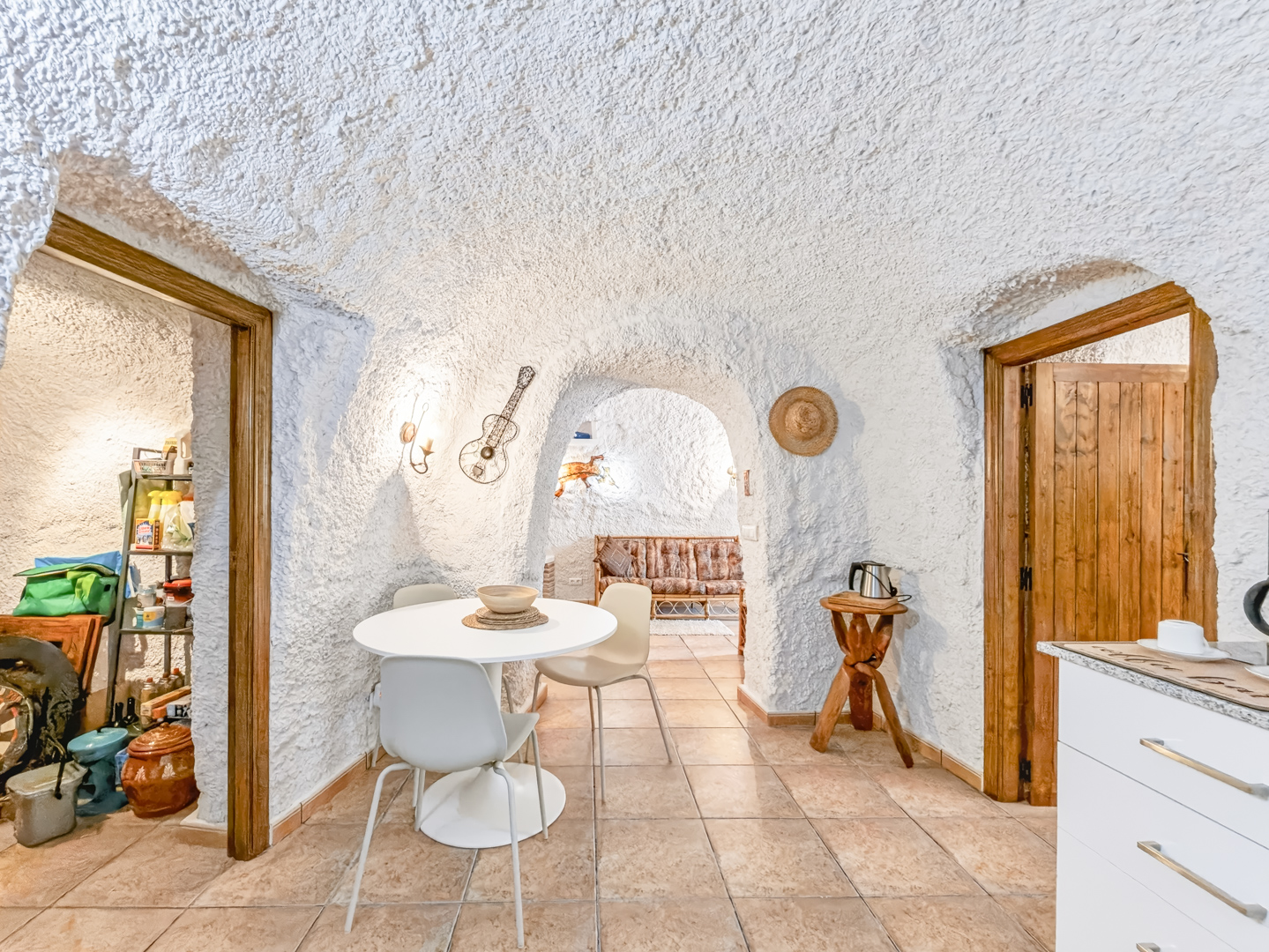 Resale - 6 bedroom 4 bathroom villa and cave house for sale in Las Casicas, Fortuna - paraje de las casicas - Murcia